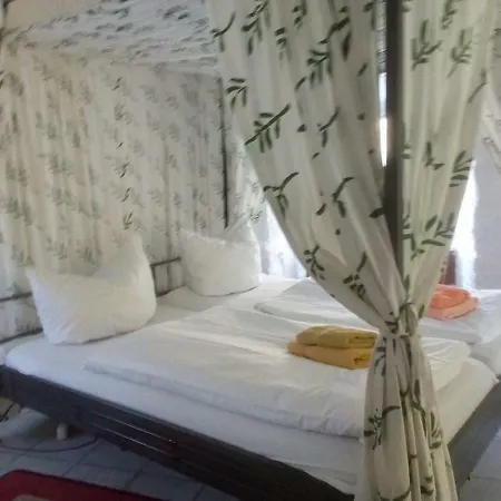Eifelburg Aparthotel *